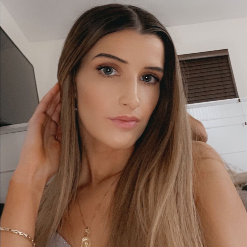 Meet your Posher, Tess